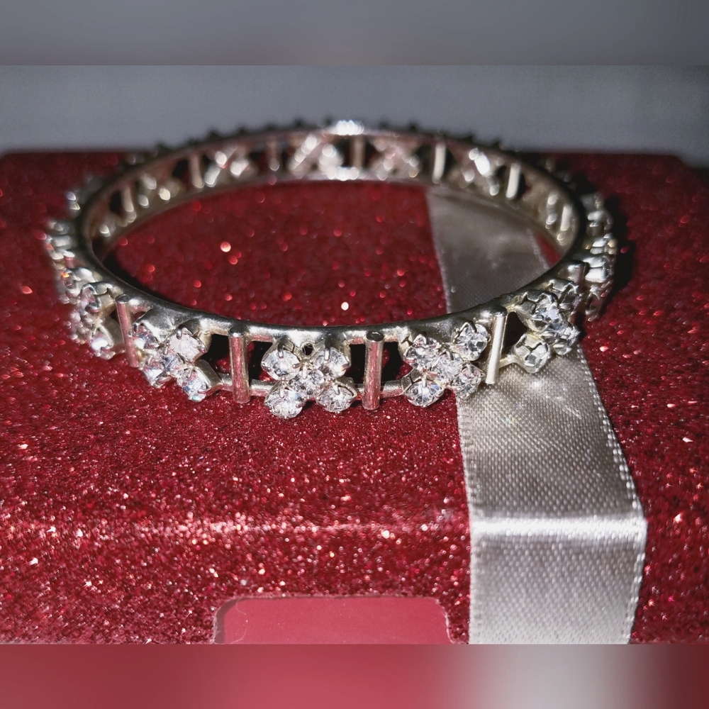 Child's Bracelet with rhinestones